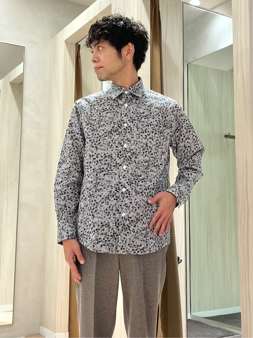 URAさんの「TAKEO KIKUCHI｜ピンジャージ 千鳥 ジャケット」を使ったコーディネート