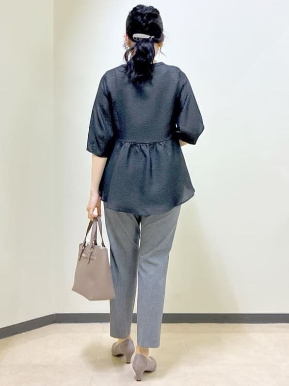  beni_gingerさんの「Reflect｜【すっきり見え！長め丈】ペプラムデザインシアーブラウス」を使ったコーディネート