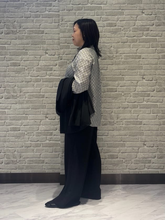 Akiさんの「INDIVI｜【軽く羽織れる！】ダブルジャケット」を使ったコーディネート