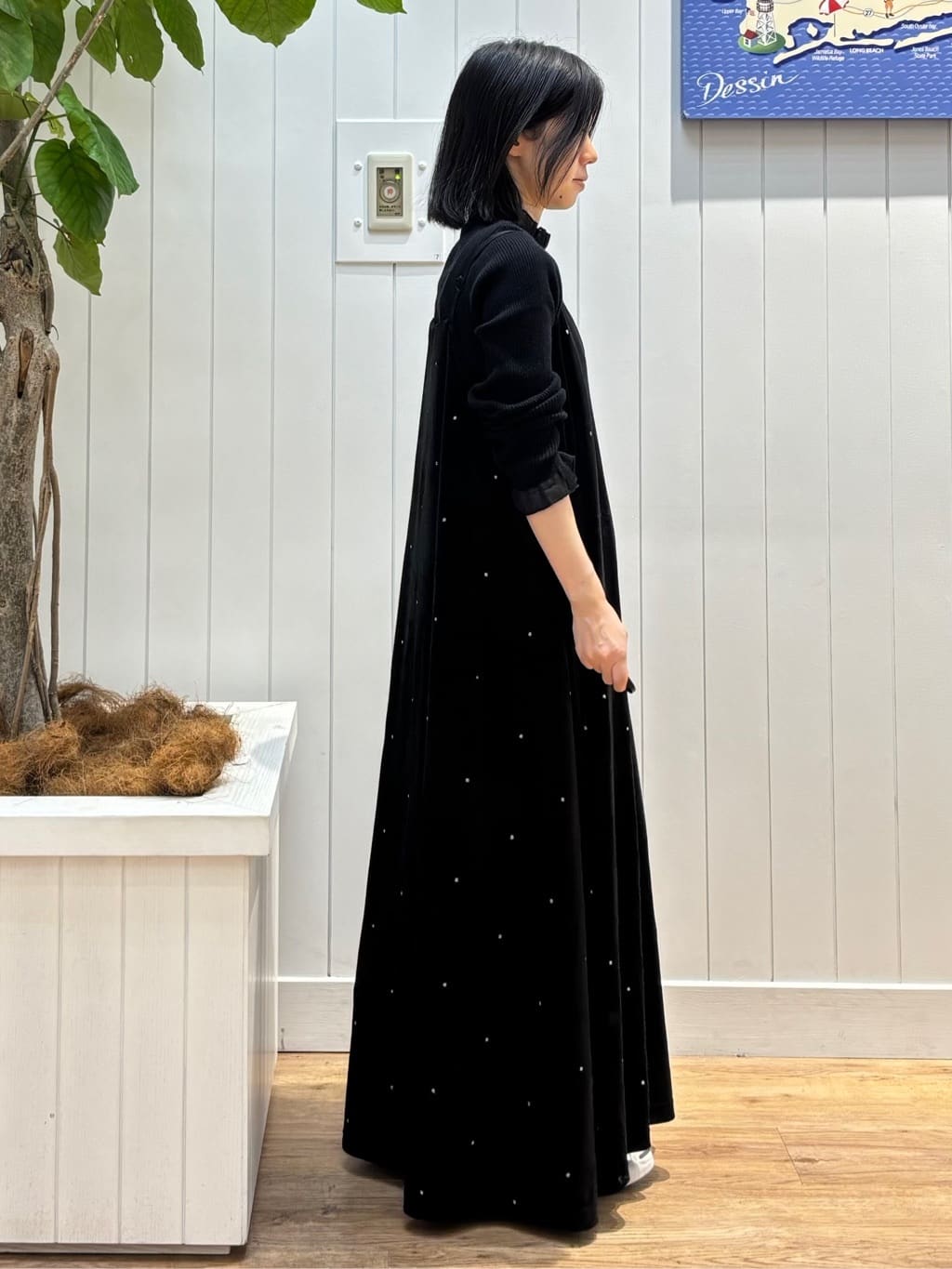 OKADAさんの「Dessin｜【前後2WAY/洗える】ベロアワンピース」を使ったコーディネート