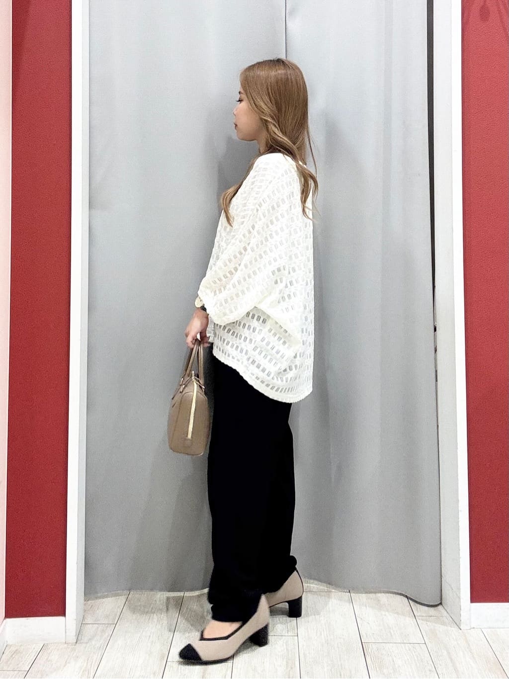 shioさんの「SHOO･LA･RUE｜【S-3L/洗濯後しわになりにくい】スマートに見える イージーテーパードパンツ」を使ったコーディネート