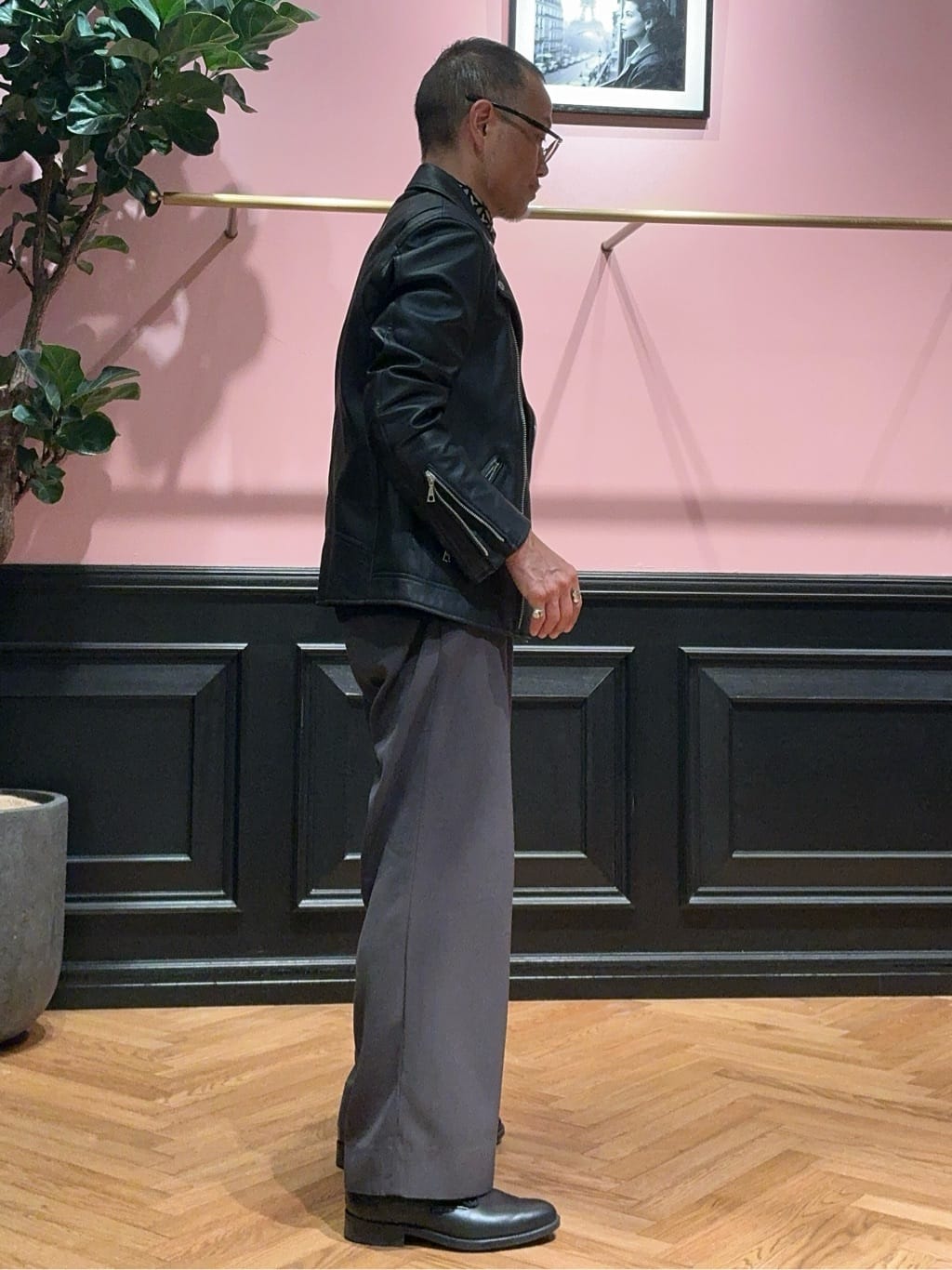 torigoeさんの「DRESSTERIOR｜ウォッシャブルファインメリノ クルーネックニット」を使ったコーディネート