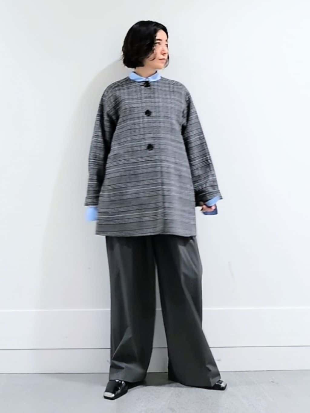 ミズタさんの「UNTITLED｜【ミディ丈/軽やか】セミラグランリバー コート」を使ったコーディネート