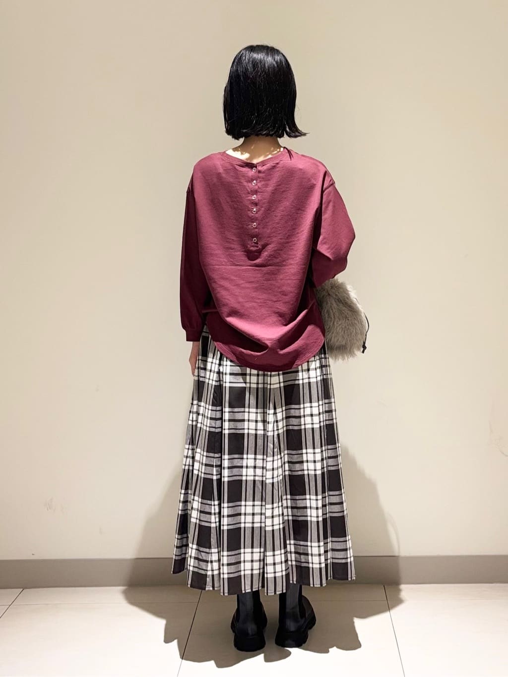 mayuさんの「Dessin｜【360度可愛い・洗える】バックヘンリーカットソー」を使ったコーディネート