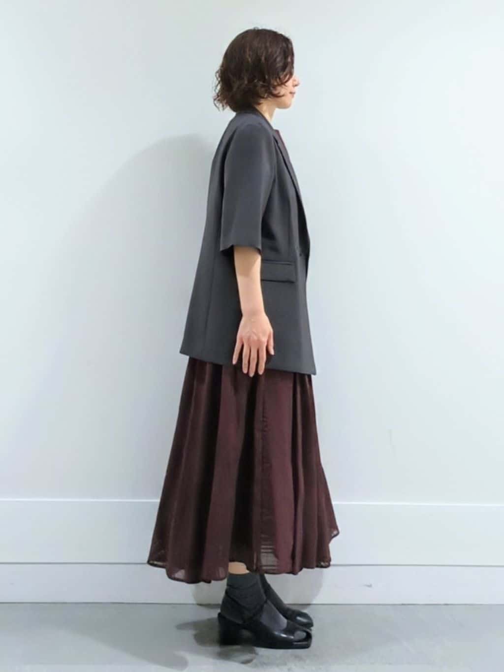 ミズタさんの「UNTITLED｜【UVカット/接触冷感/洗える/テーラード】ライトウェイト ハーフスリーブジャケット」を使ったコーディネート