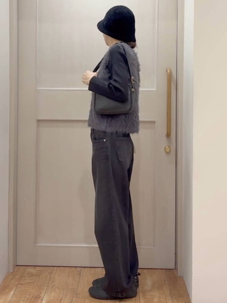 tamuさんの「SHOO･LA･RUE｜【高レビュー/S-LL】脚のラインを拾いにくい デニムワイドパンツ」を使ったコーディネート