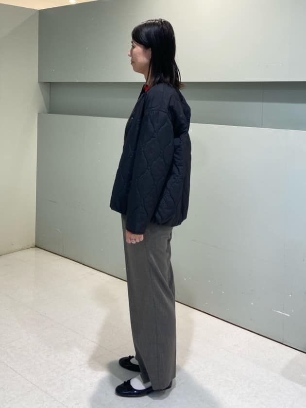 hitomiさんの「UNTITLED｜【アンサンブル可/洗える】シルクウールカシミヤ ドルマンスリーブニット」を使ったコーディネート
