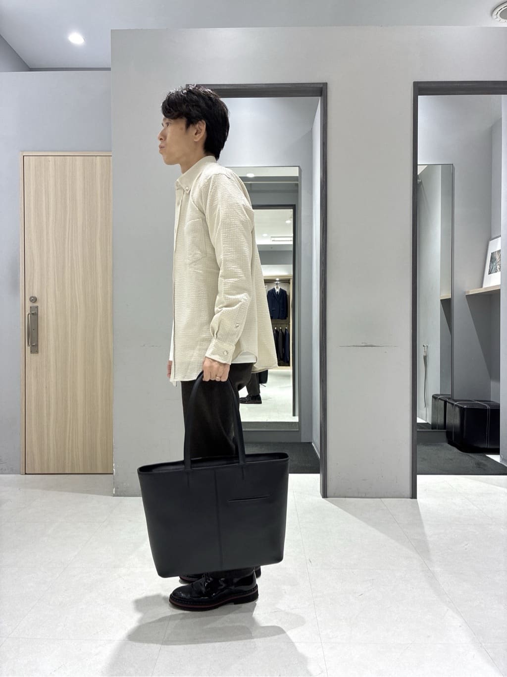 わいずみさんの「TAKEO KIKUCHI｜ストレッチ テーラードＴシャツ」を使ったコーディネート