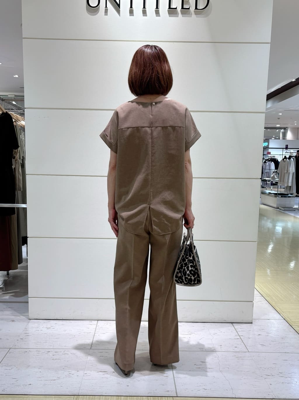 Satoさんの「UNTITLED｜【セットアップ可/はっ水/通勤】リラククール 半袖ブラウス」を使ったコーディネート