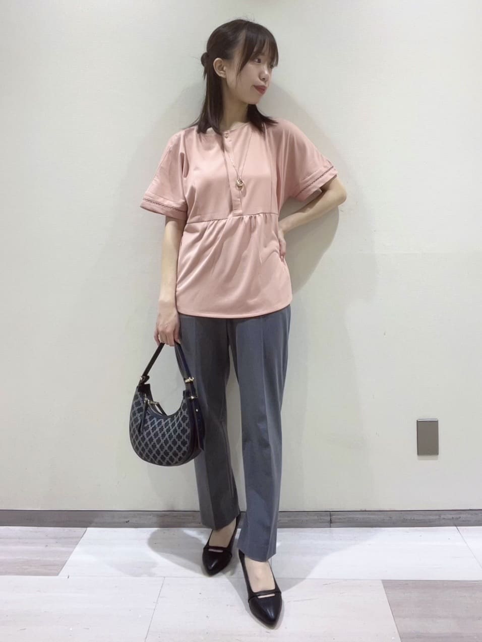 yukaさんの「Reflect｜【前後で着られる2WAY◎】プルオーバージャージ」を使ったコーディネート