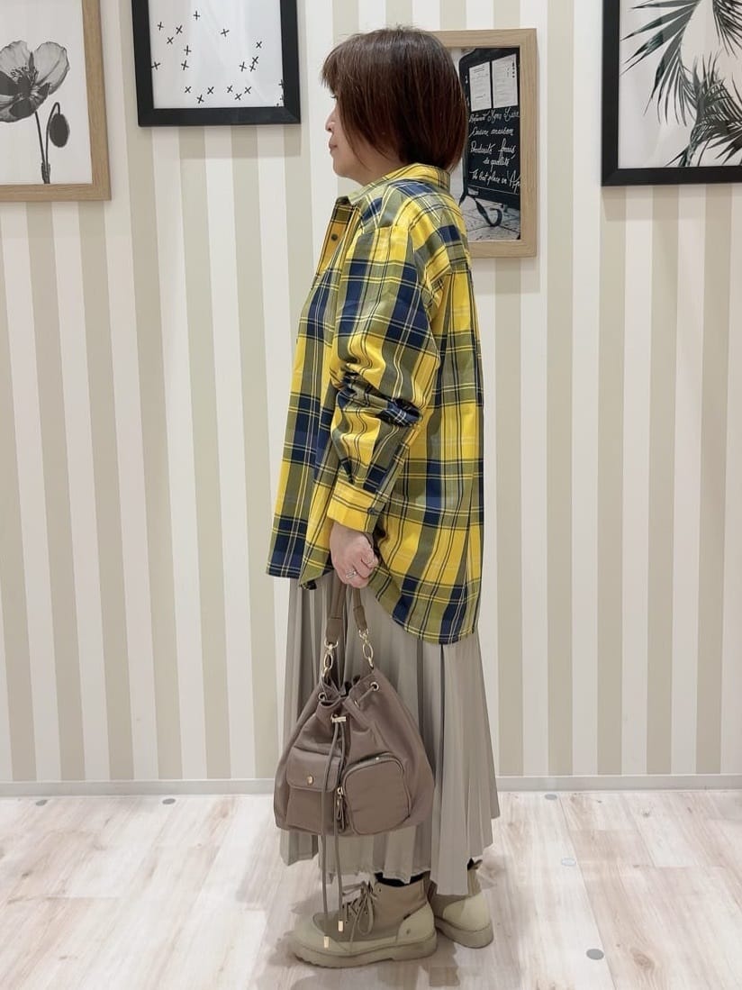 ma_miさんの「SHOO･LA･RUE｜【洗濯機可/S-LL】程よい抜け感 大人のチェックシャツ」を使ったコーディネート