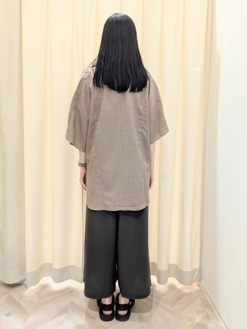 hinaさんの「SHOO･LA･RUE｜【S-LL/ひんやり/前後2WAY】シンプルだから使いやすい テレコTシャツ」を使ったコーディネート