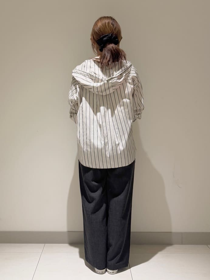 Liriさんの「Dessin｜【選べる首元デザイン/洗える】クルーネックロングTシャツ」を使ったコーディネート