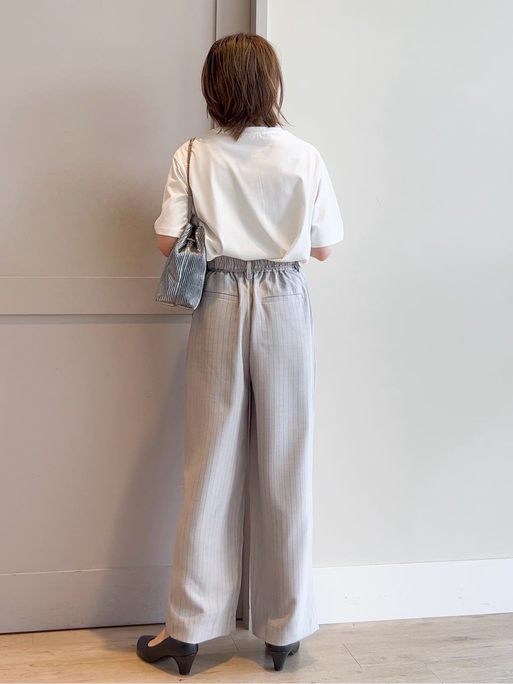 yamakoさんの「grove｜ロープベルトで差がつく 洗練リラックスパンツ」を使ったコーディネート