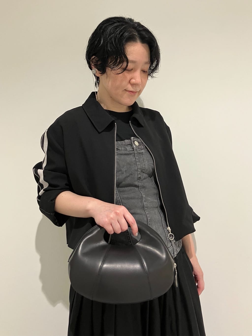 Cさんの「HIROKO HAYASHI｜◆LEO(レオ)クロワッサンバッグM」を使ったコーディネート