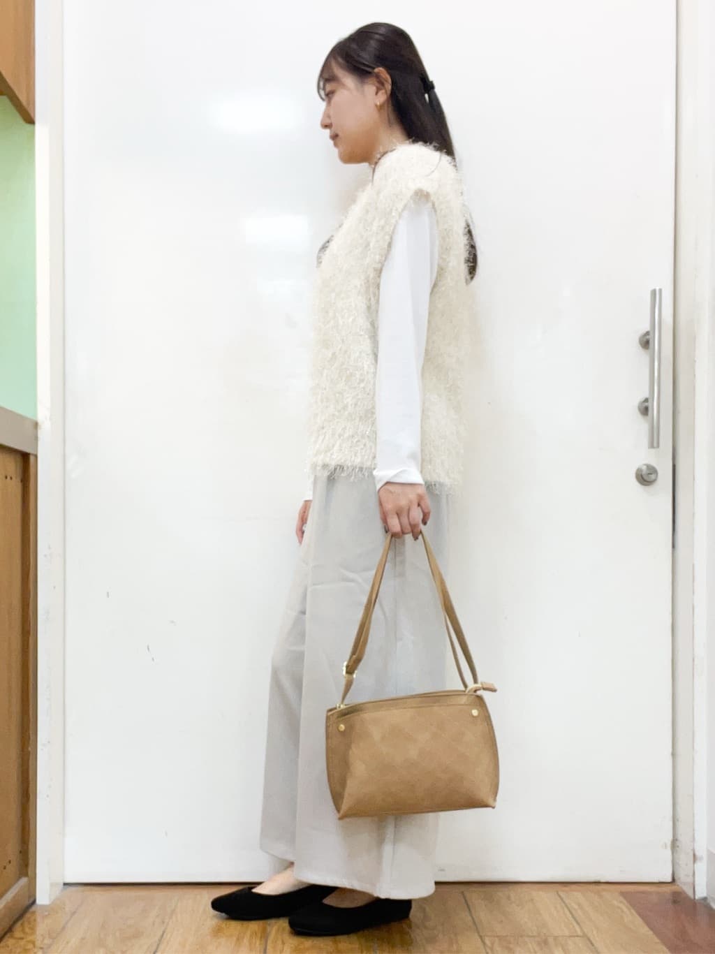 sakiさんの「SHOO･LA･RUE｜ウエストまわりをすっきり魅せる デザインガウチョパンツ」を使ったコーディネート