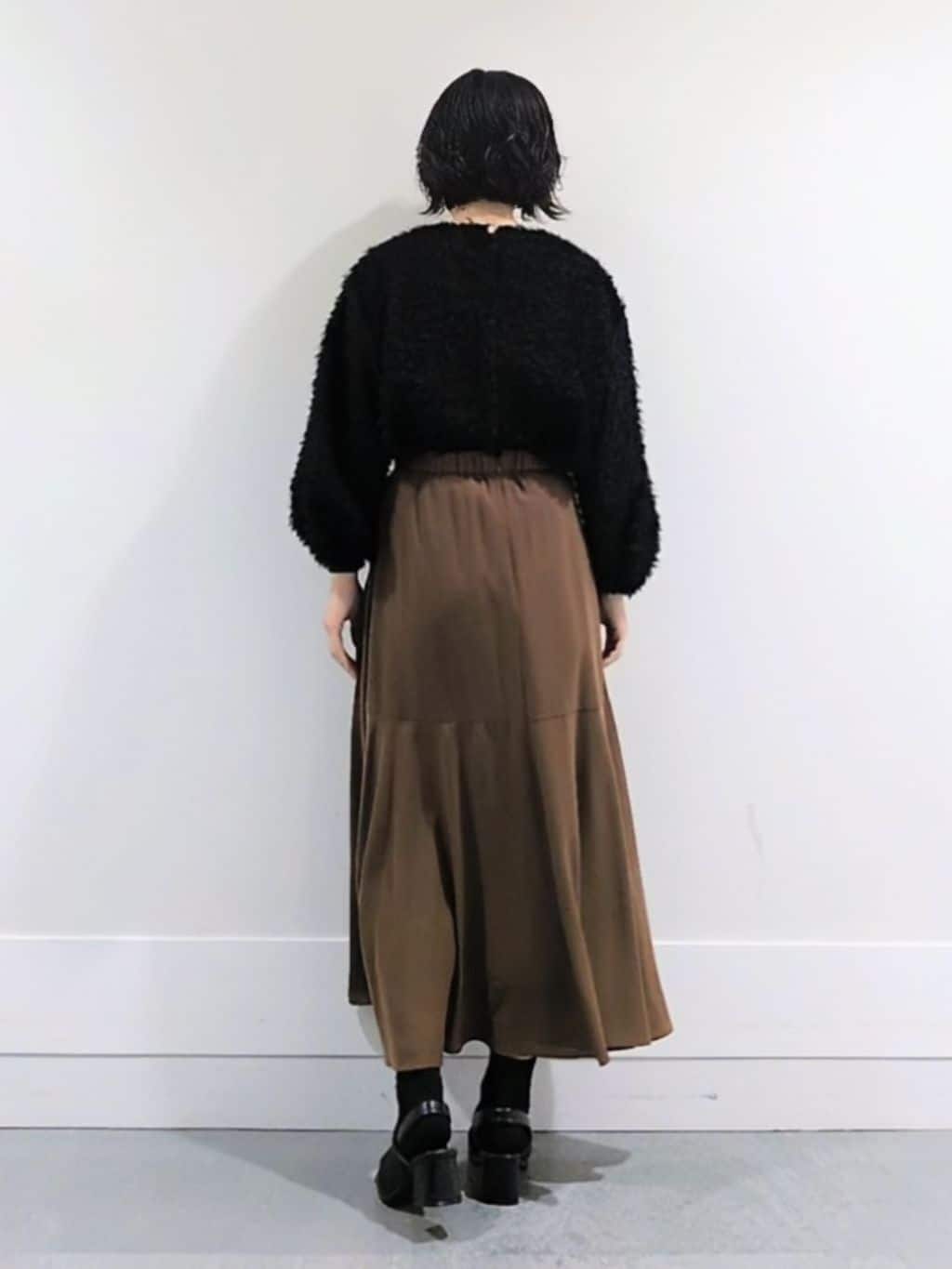 ミズタさんの「UNTITLED｜【洗える/1枚で着映え】カットジャカードトップス」を使ったコーディネート