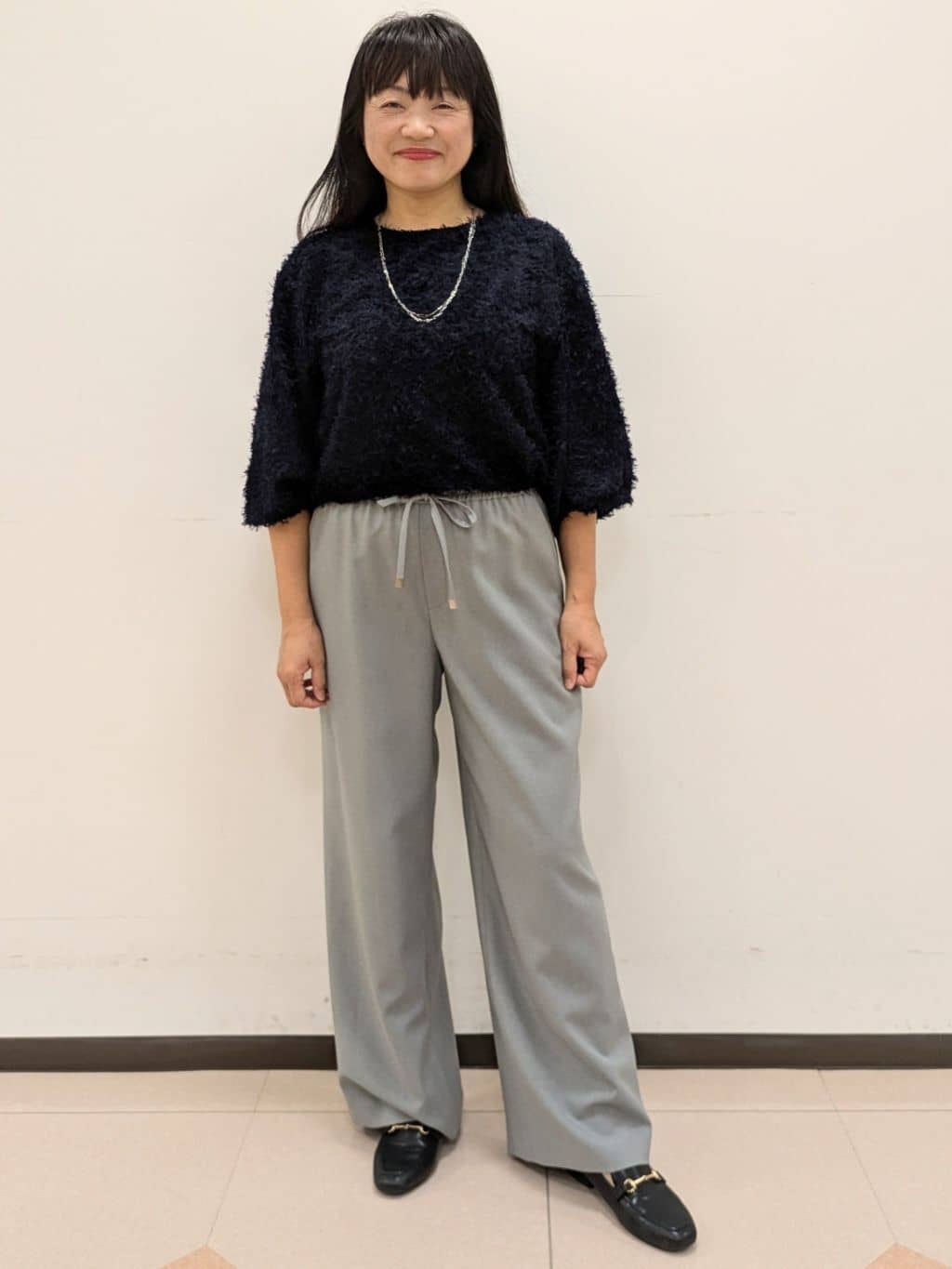 ともさんの「UNTITLED｜【洗える/ワイド/ウエストゴム】ストレッチドロストパンツ」を使ったコーディネート