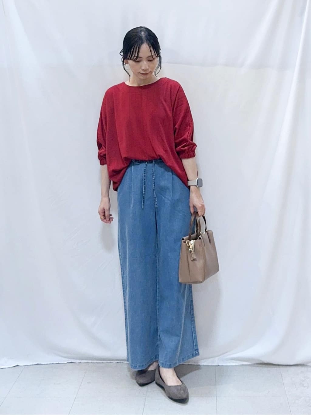 𝐇𝐢𝐫𝐨𝐦𝐢さんの「SHOO･LA･RUE｜【S-LL/7分袖】ゆるシルエットが心地よい ドルマントップス」を使ったコーディネート