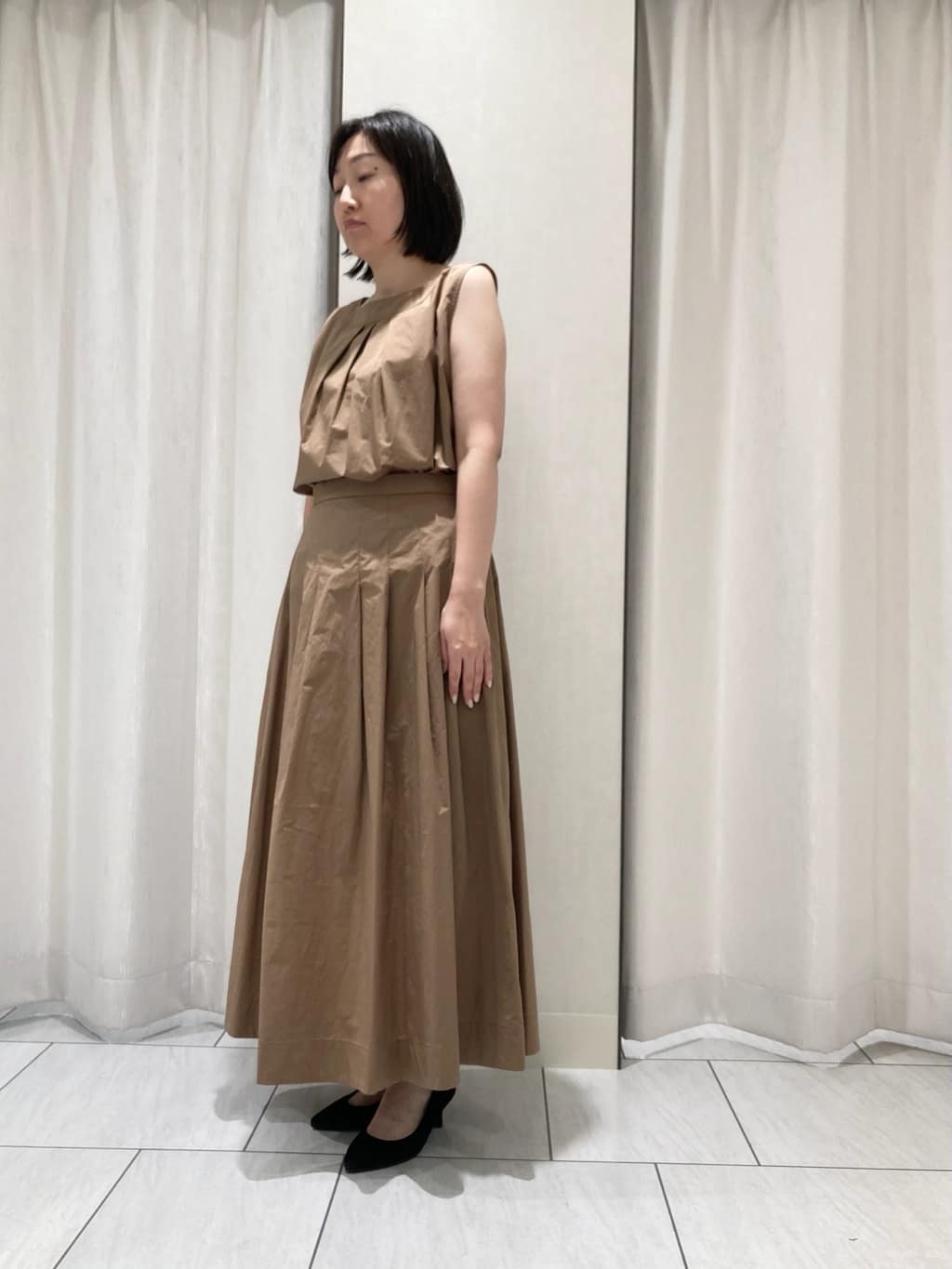 わたなべさんの「UNTITLED｜【2WAY/セットアップ可/ノースリーブ/前ボタン】ファブリカブラウス」を使ったコーディネート