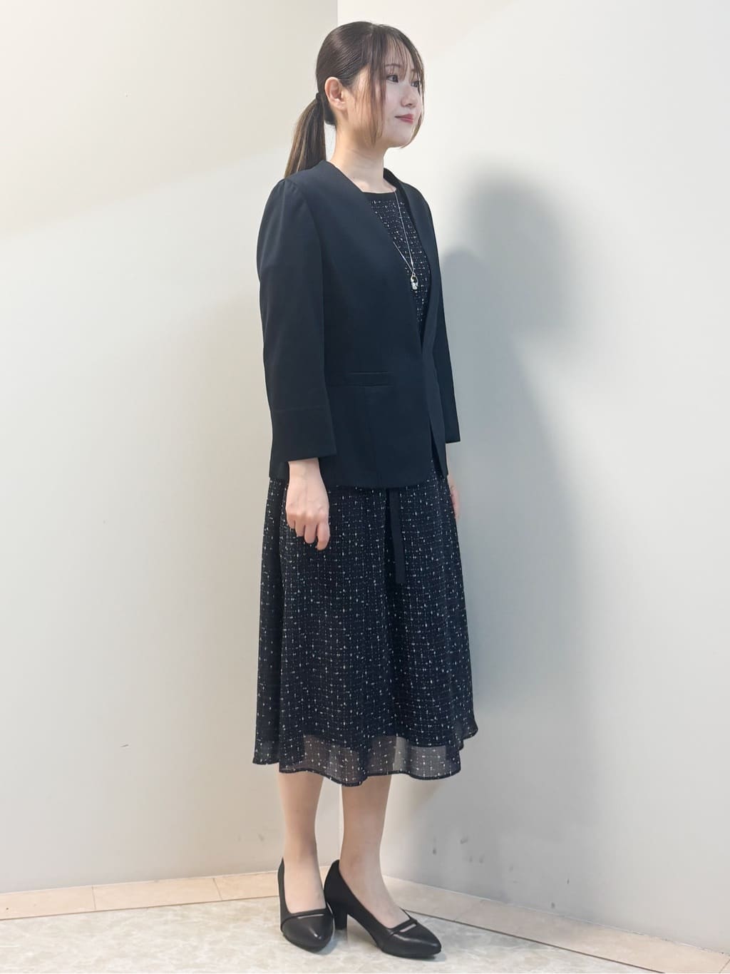 Sawaさんの「Reflect｜【WEB先行カラーあり／マシンウォッシュ可／ナローベルト付き】オフボディツイードチェックワンピース」を使ったコーディネート