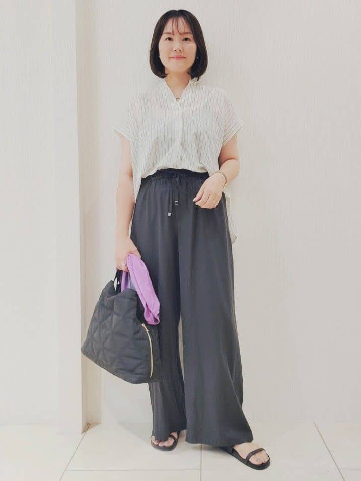 naokoさんの「UNTITLED｜【洗える/スキッパー】フレンチスリーブシアーブラウス」を使ったコーディネート