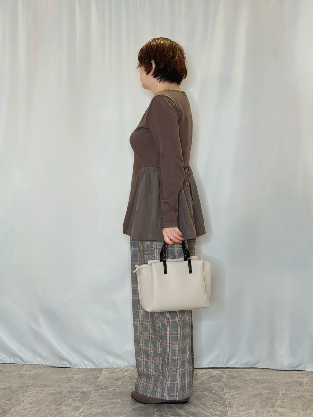 たみさんの「SHOO･LA･RUE｜【洗濯機可/S-LL/体型カバー】異素材きりかえ Aラインニット」を使ったコーディネート