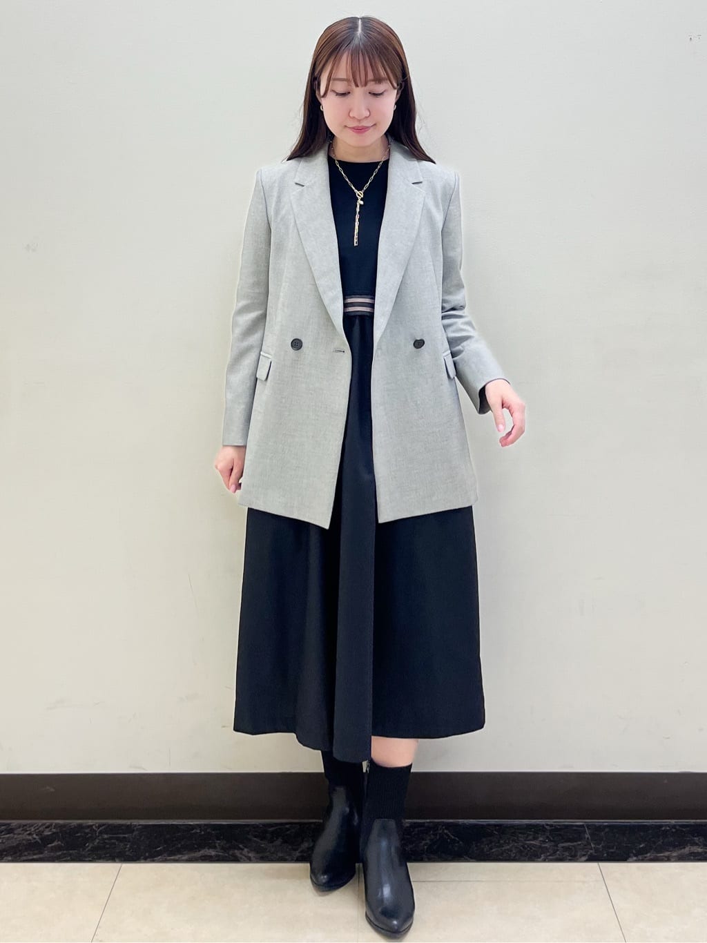mikikoさんの「Reflect｜Y字シルエット淡水パールネックレス」を使ったコーディネート
