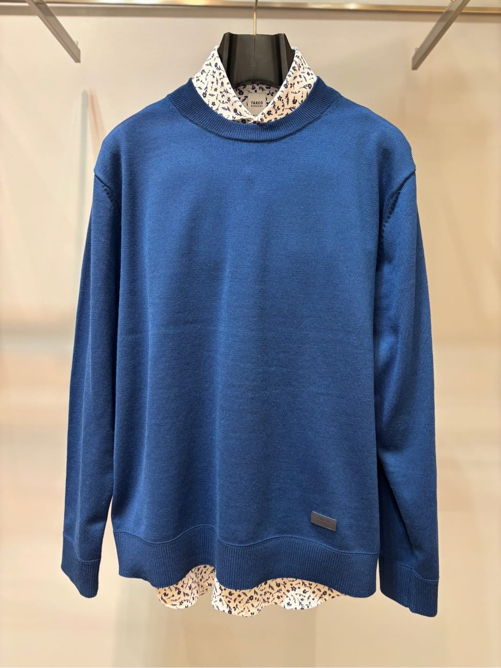 ヒナさんの「TAKEO KIKUCHI｜【Sサイズ～】アンチピリング テーラードネック ニット」を使ったコーディネート