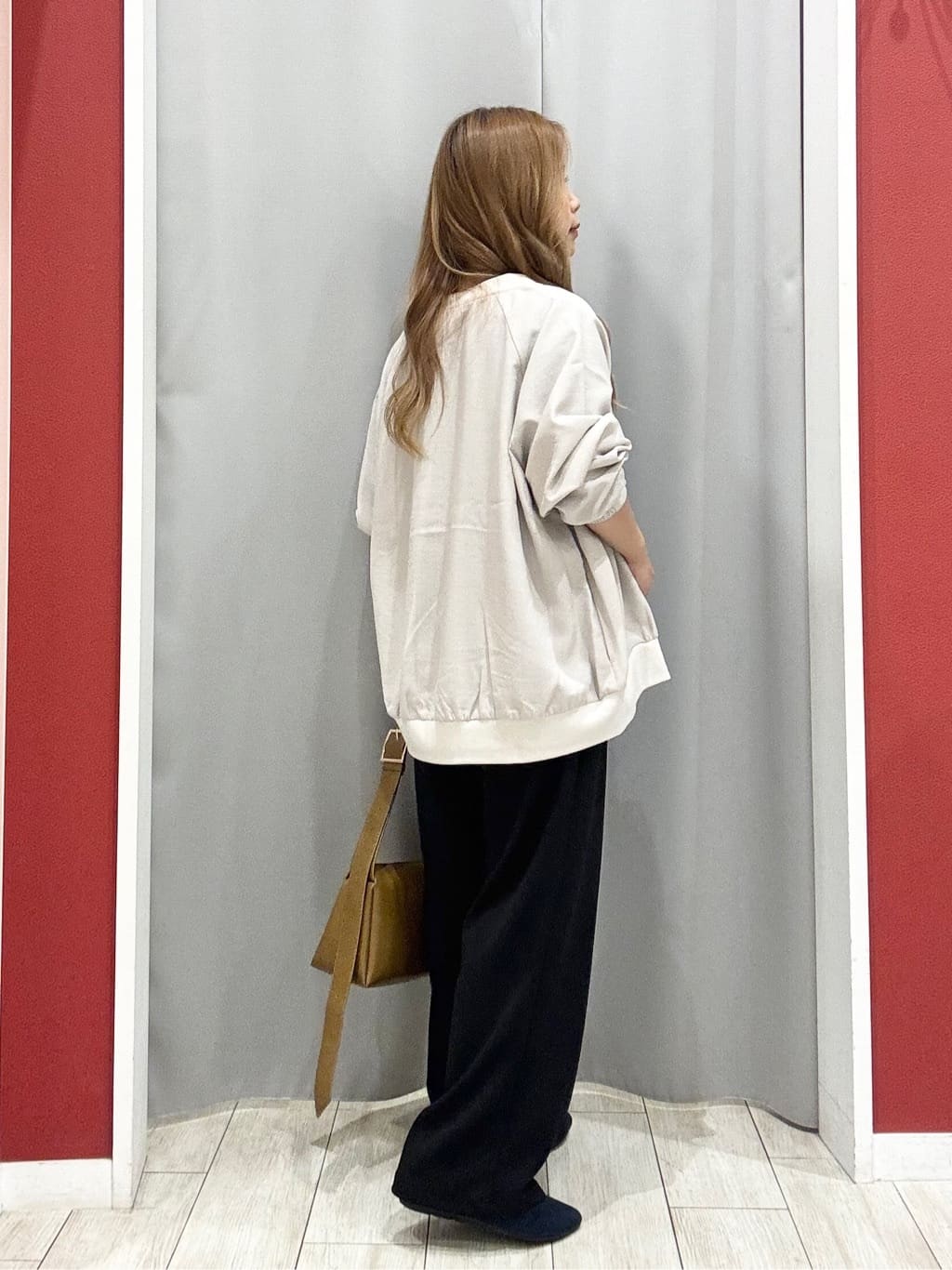 shioさんの「SHOO･LA･RUE｜【洗濯機可/S-LL】さっと羽織れる 軽量リブブルゾン」を使ったコーディネート