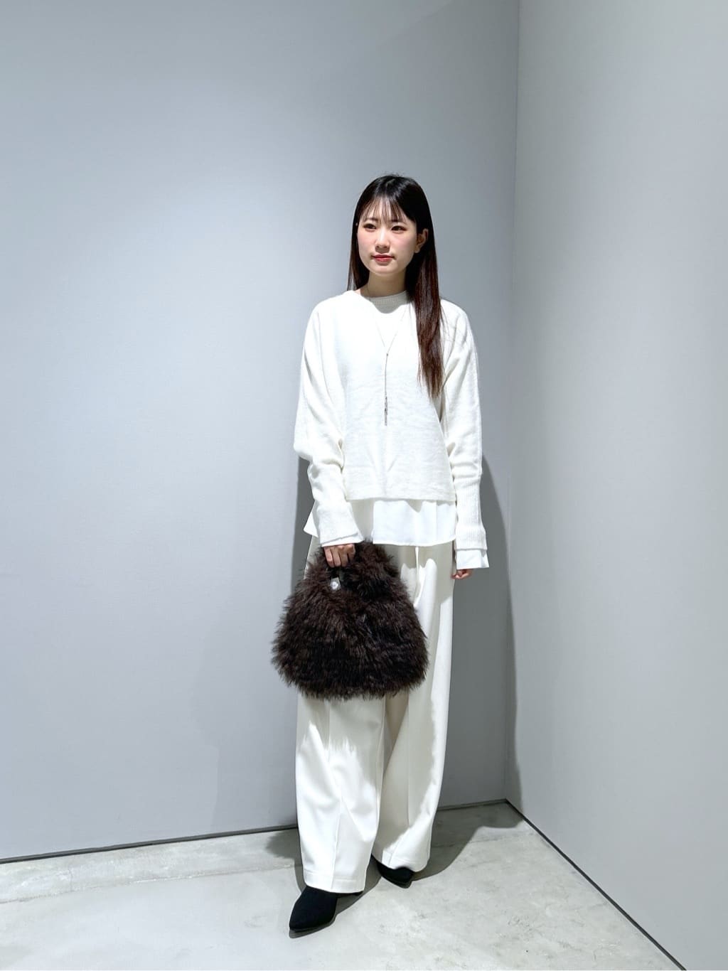Renoさんの「INDIVI｜タッセルチェーンネックレス」を使ったコーディネート
