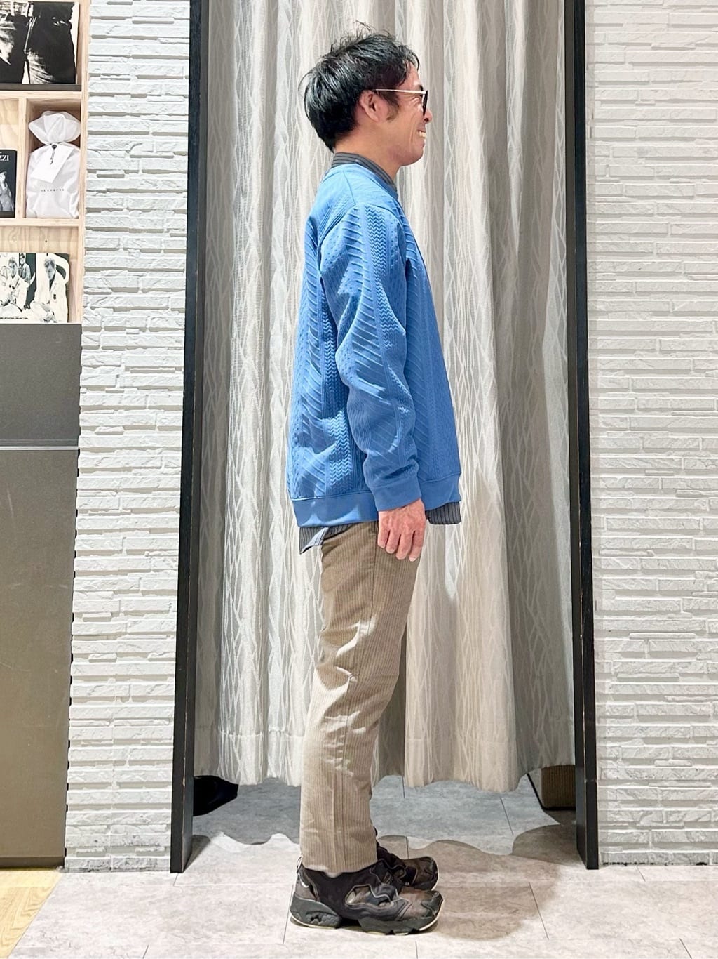 KENJI Iさんの「THE SHOP TK｜【無地に飽きた方へ】ふくれジャカードスウェット　洗濯機OK/6色展開/ユニセックスでおすすめ！」を使ったコーディネート