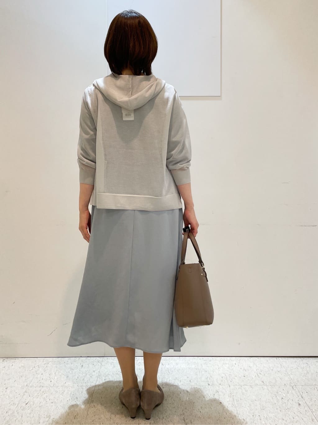 めいさんの「Reflect｜【寒暖差対策に◎／手洗い可／旅行や通勤に】フード付きシアーカーディガン」を使ったコーディネート