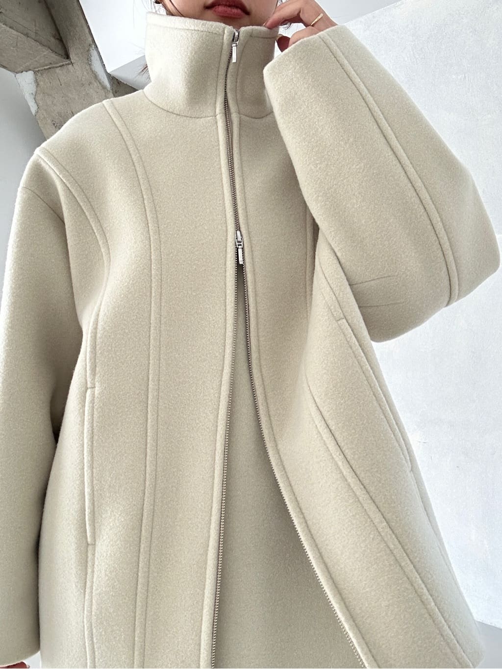 harunaさんの「CODE A｜wool volume short coat」を使ったコーディネート