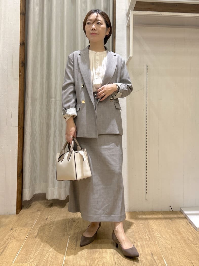 ga_riさんの「THE SHOP TK｜【今羽織るなら】ダブルブレストジャケット【セットアップ可/洗える】」を使ったコーディネート