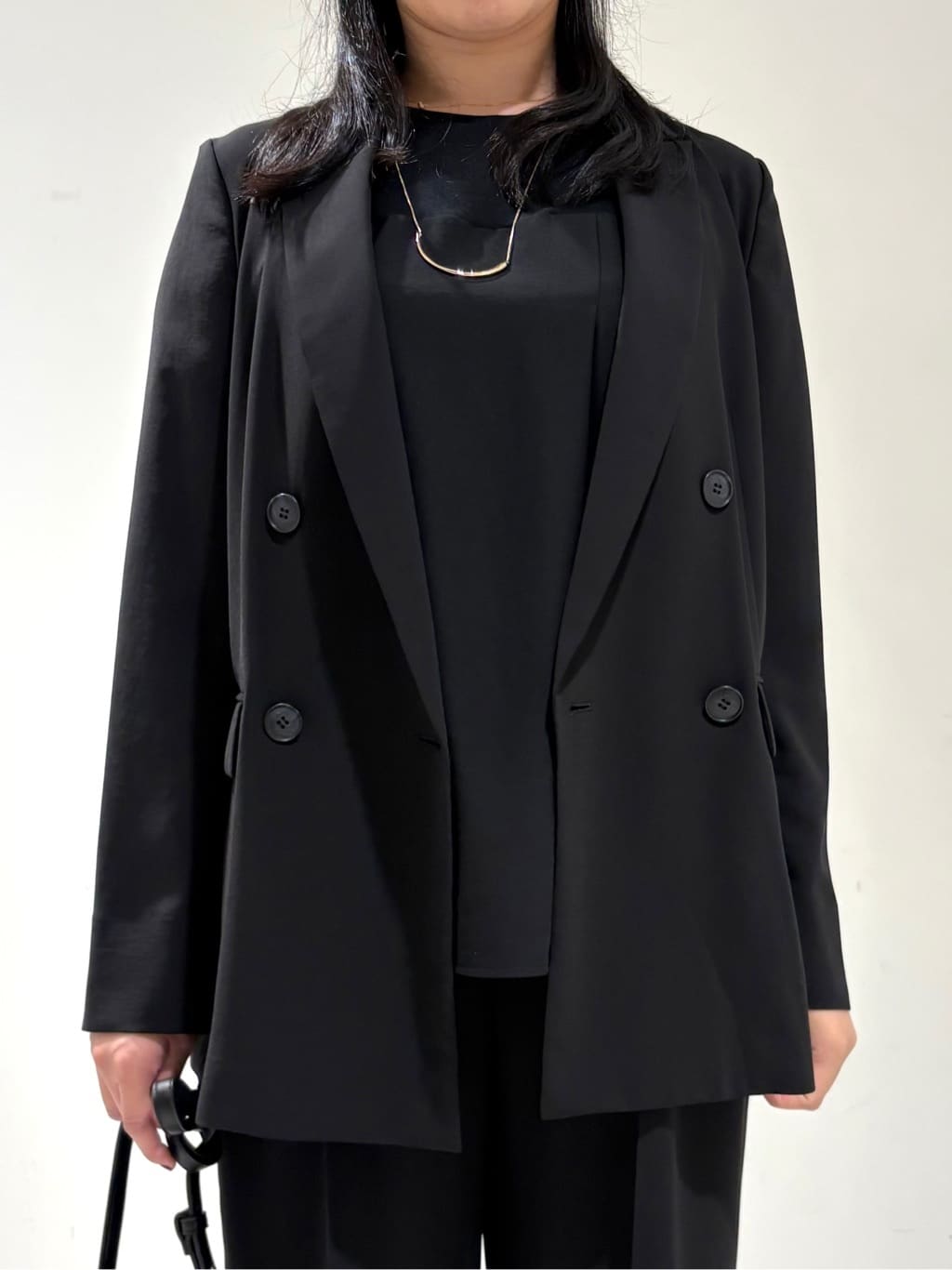 momokoさんの「INDIVI｜【軽く羽織れる！】ダブルジャケット」を使ったコーディネート