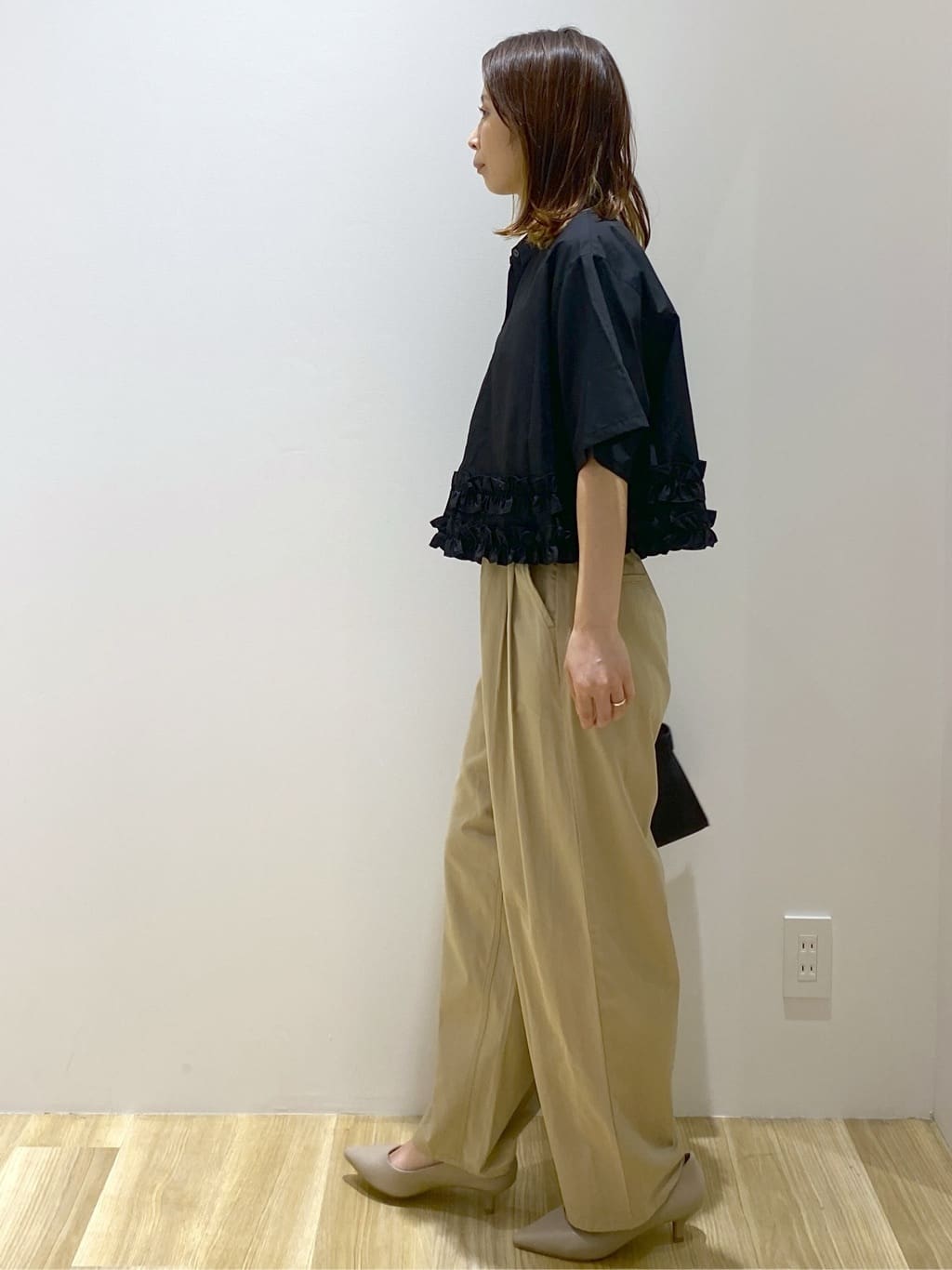 えりさんの「OPAQUE.CLIP｜裾フリルシャツ【洗濯機洗い可】」を使ったコーディネート