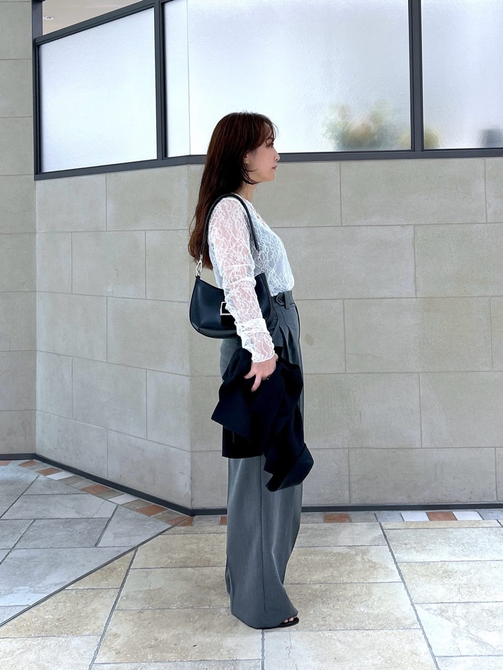 よねさんの「INDIVI｜レースストレッチカットソー」を使ったコーディネート