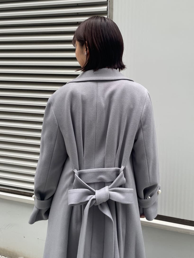 abeさんの「Couture brooch｜【上品華やか・通勤】ラメツイード ワイドパンツ」を使ったコーディネート