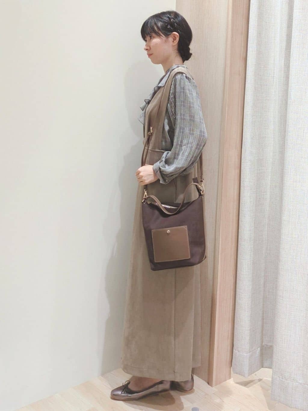 Yuiさんの「grove｜袖プリーツフロントフリルブラウス」を使ったコーディネート