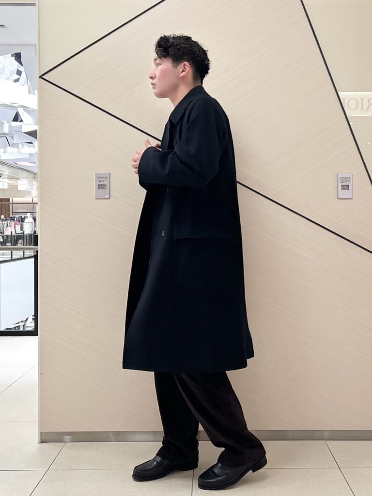 千葉亮太さんの「DRESSTERIOR｜コーデュロイパンツ」を使ったコーディネート
