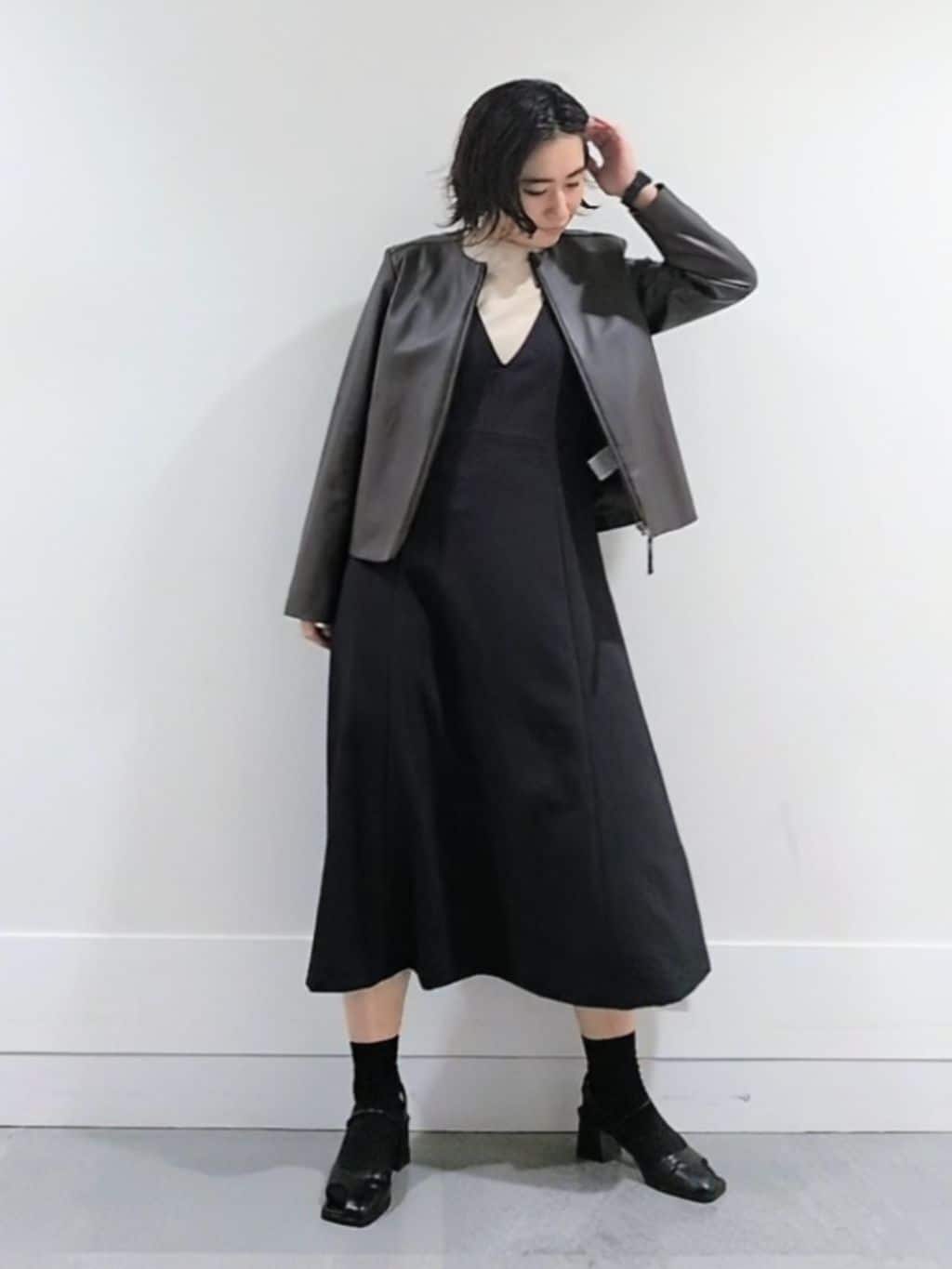ミズタさんの「UNTITLED｜【着丈短め/柔らかな質感】ラムレザージャケット」を使ったコーディネート