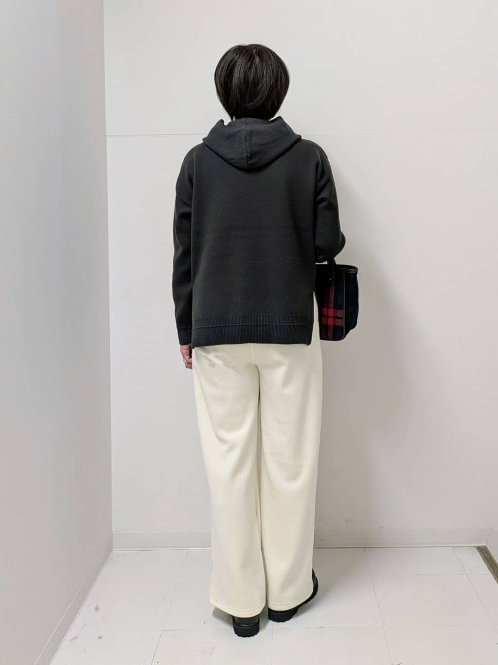 Asaさんの「Dessin｜【洗える／体型カバー】ちょうどいいニットパーカ」を使ったコーディネート