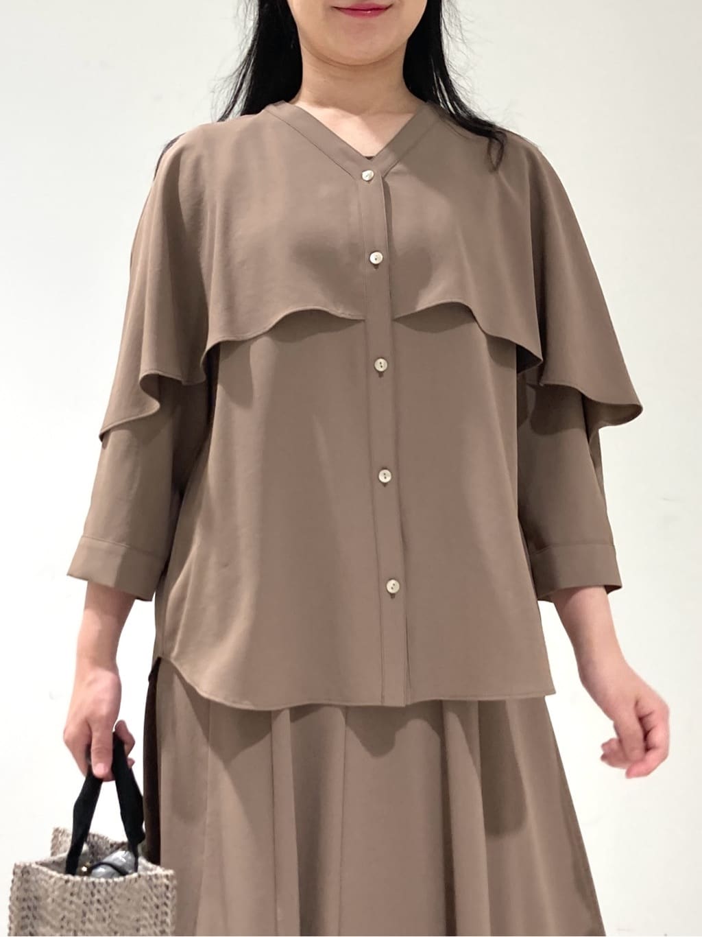 momokoさんの「INDIVI｜【美シルエット】ノースリーブワンピース」を使ったコーディネート