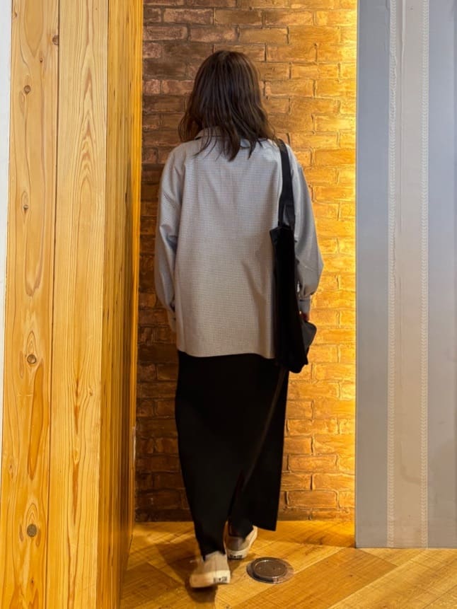 mieさんの「SHOO･LA･RUE｜【着丈選べる】オーバーサイズのチェックシャツ」を使ったコーディネート