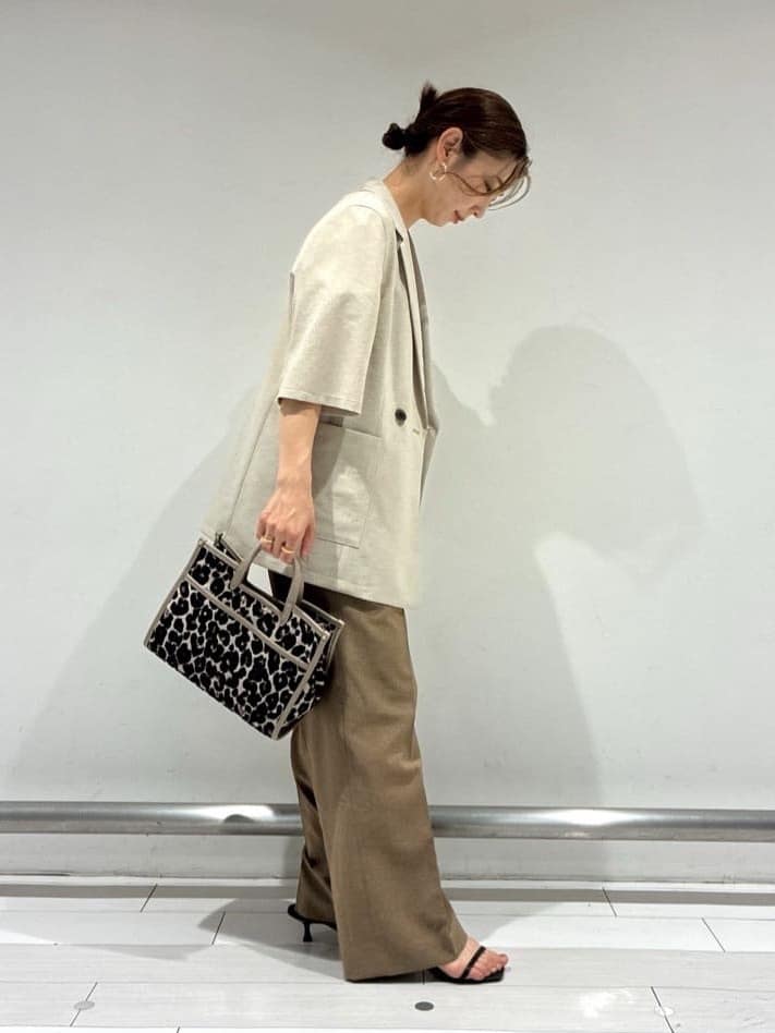 Rinさんの「UNTITLED｜【UV/はっ水/セットアップ可】リラククールパンツ」を使ったコーディネート