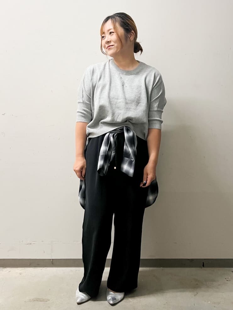 なかさんの「OPAQUE.CLIP｜スウェットライクドルマンスリーブニット【洗濯機洗い可】」を使ったコーディネート