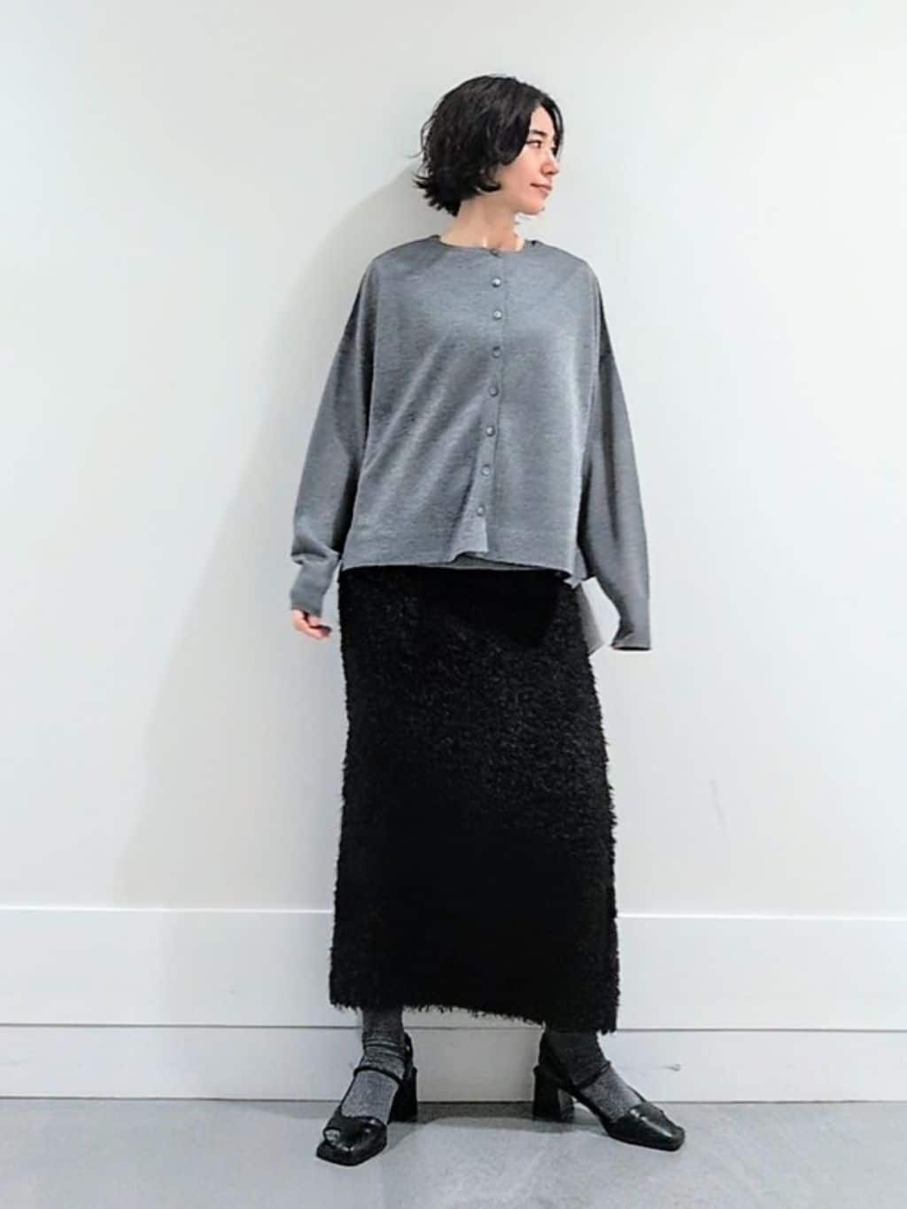 ミズタさんの「UNTITLED｜【アンサンブル可/洗える】シアーノースリーブ プルオーバー」を使ったコーディネート