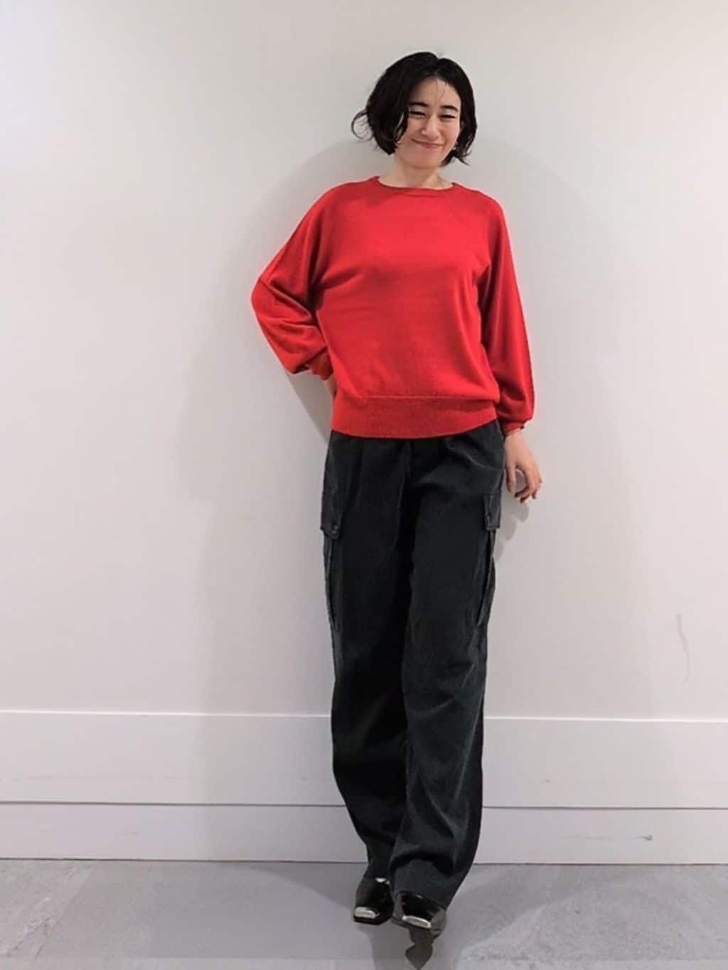 ミズタさんの「UNTITLED｜【8色展開／コンパクト丈】レーヨン混 コクーンニット」を使ったコーディネート
