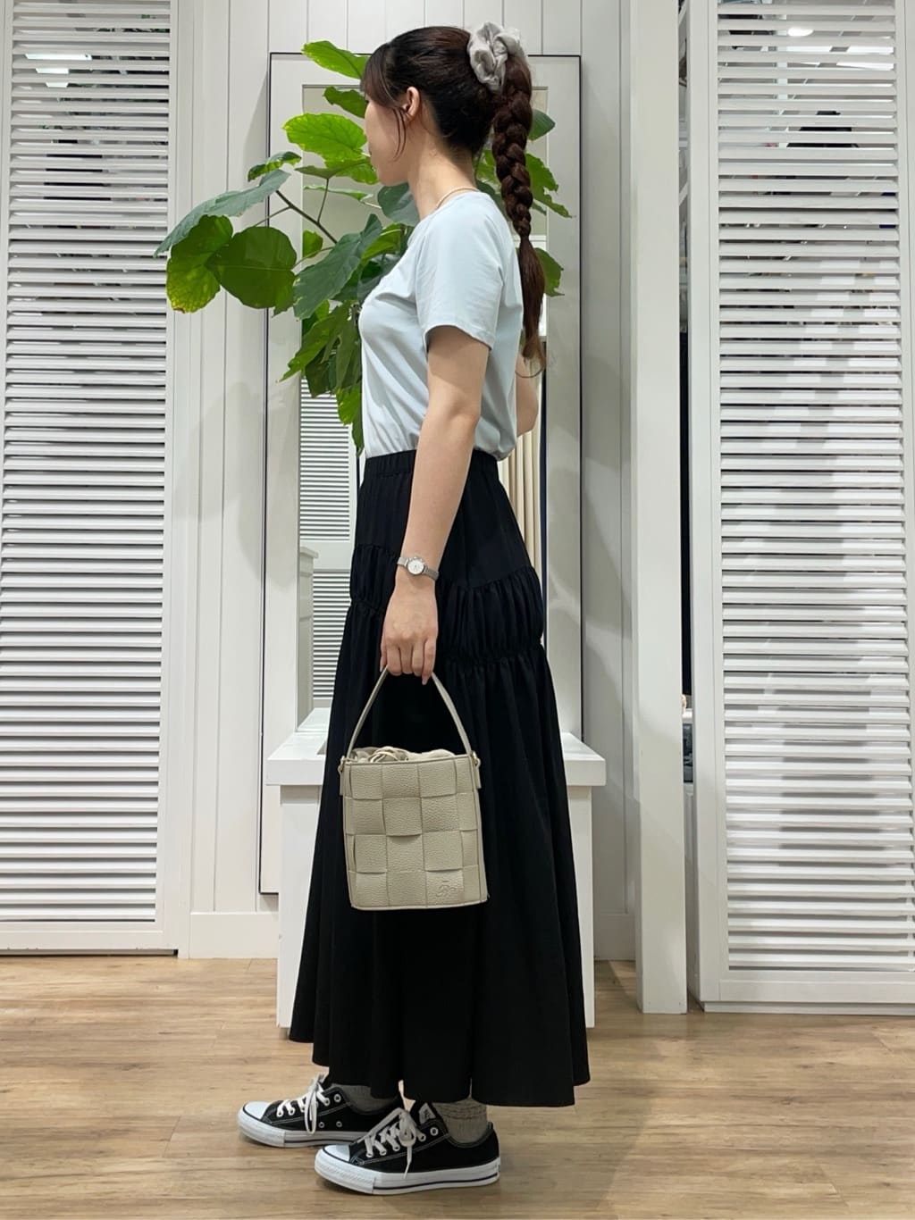 KANNAさんの「Dessin｜【洗える】チュール刺繍Tシャツ」を使ったコーディネート